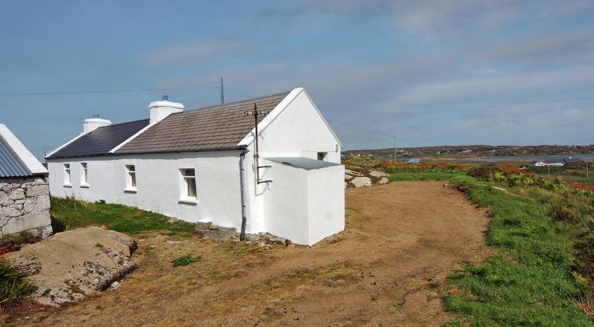 Photo of 3 Bed in Kincasslagh