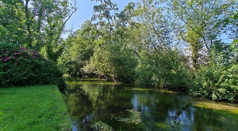 Photo of 1 Bed in Barton Stacey