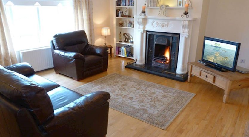 Photo of 4 Bed in Westport