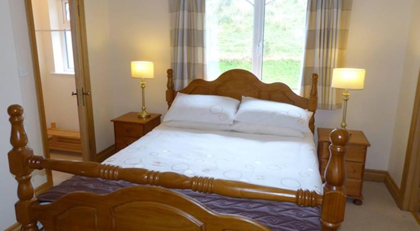 Photo of 4 Bed in Westport