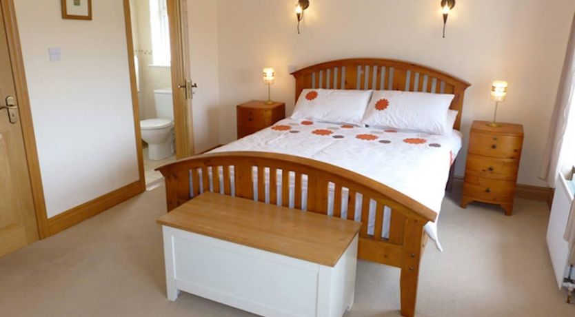 Photo of 4 Bed in Westport