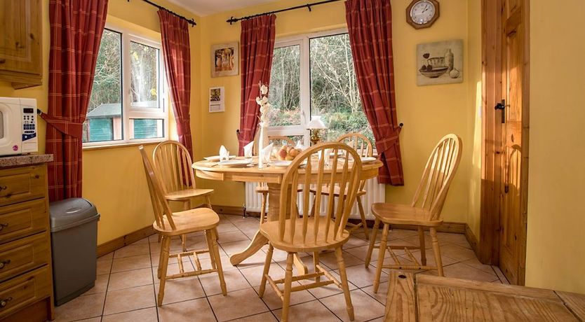 Photo of 4 Bed in Rathmullan