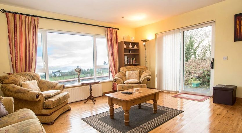 Photo of 4 Bed in Rathmullan