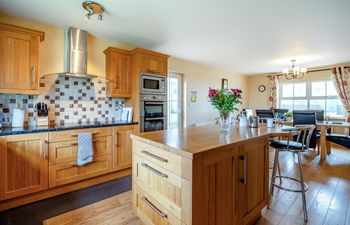 4 Bed in Schull Holiday Home