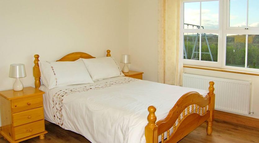 Photo of 4 Bed in Schull