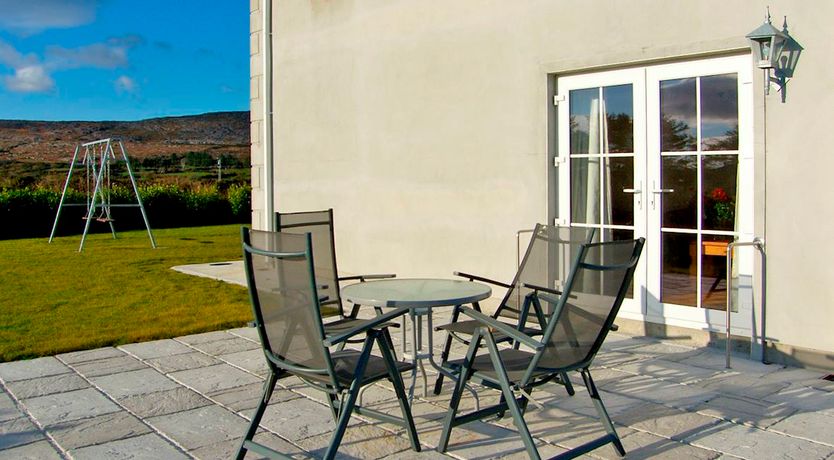 Photo of 4 Bed in Schull