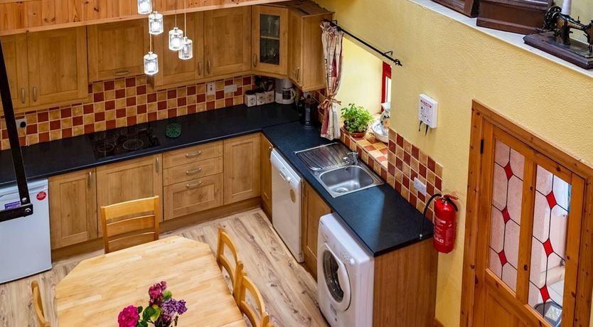 Photo of 5 Bed in Cashel