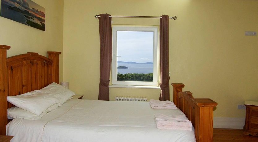 Photo of 4 Bed in Caherdaniel