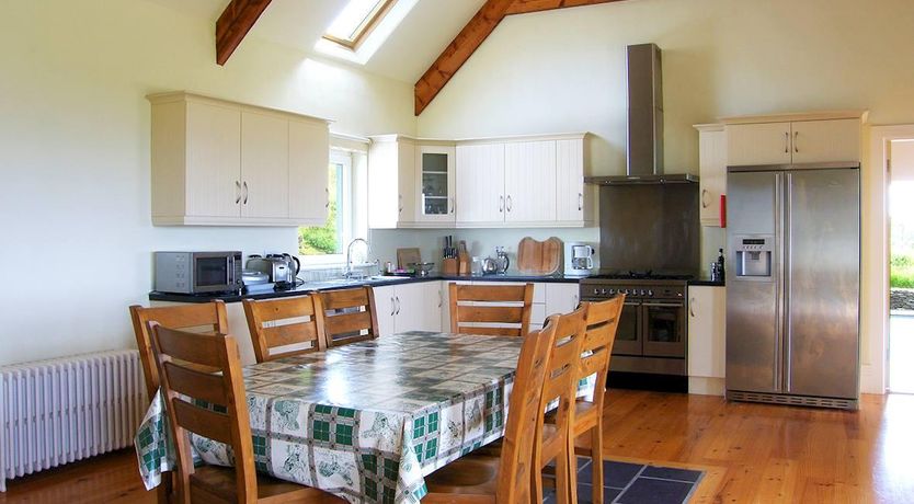 Photo of 4 Bed in Caherdaniel