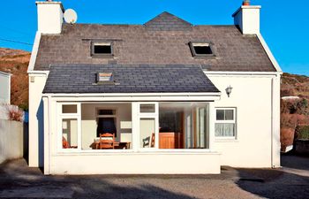 4 Bed in Caherdaniel Holiday Home