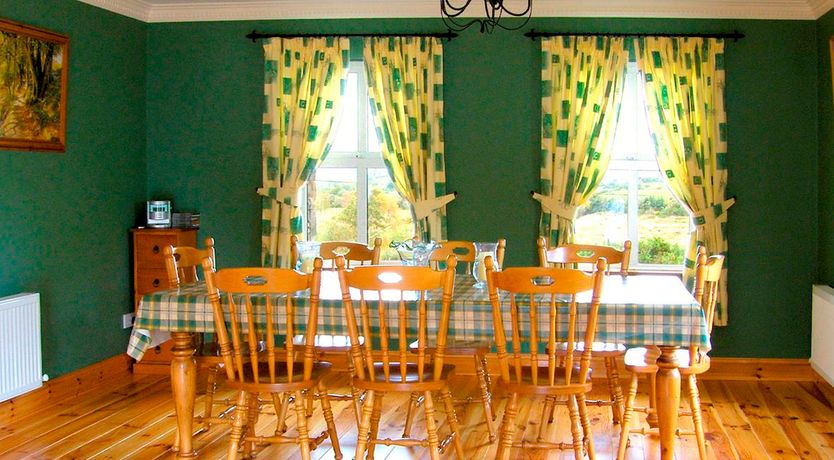 Photo of 4 Bed in Beaufort