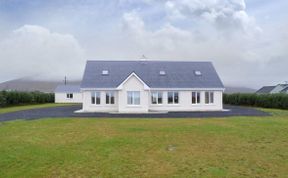 Photo of 5 Bed in Keel