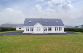 Photo of 5-bed-in-keel