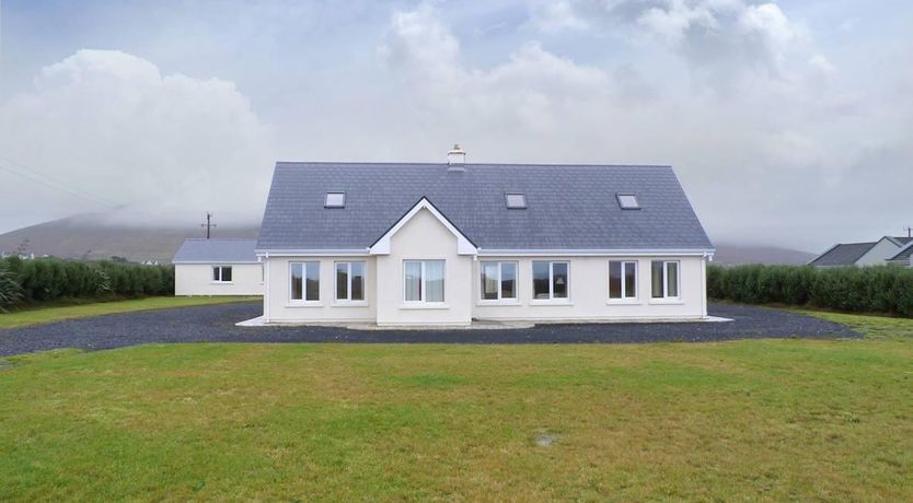Photo of 5 Bed in Keel