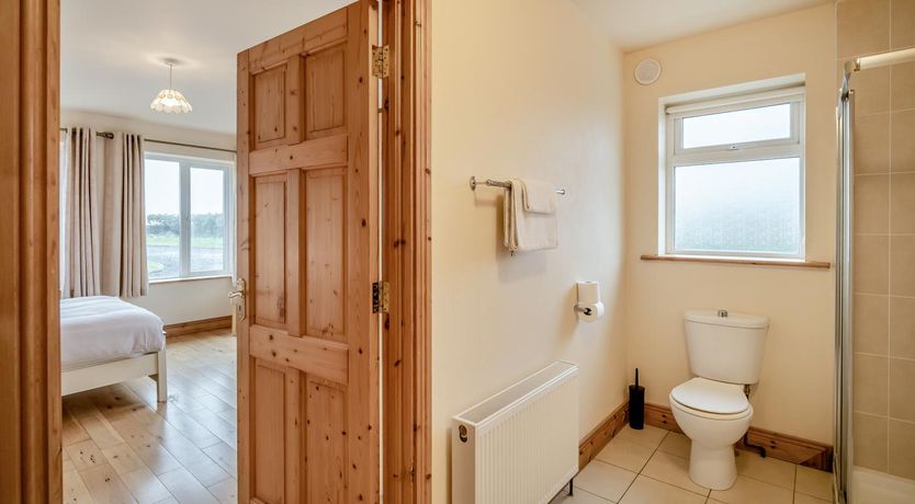 Photo of 5 Bed in Keel