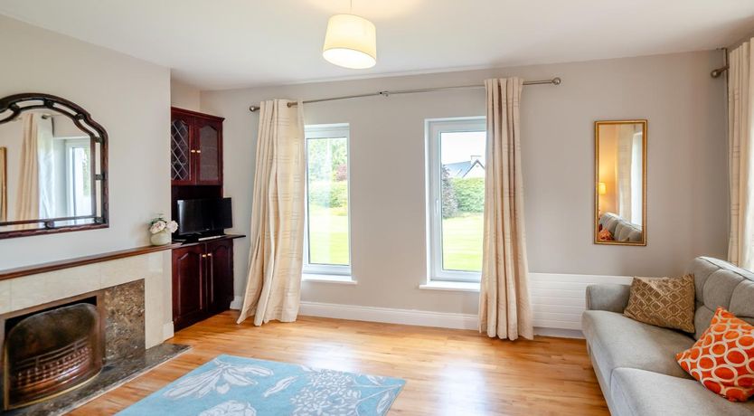 Photo of 6 Bed in Ballylongford