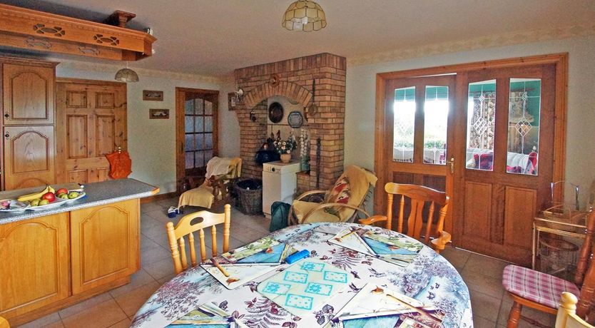 Photo of 2 Bed in Maam Valley