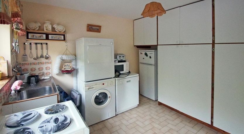 Photo of 2 Bed in Maam Valley