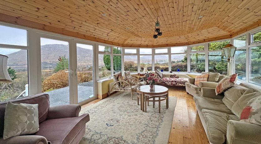 Photo of 2 Bed in Maam Valley