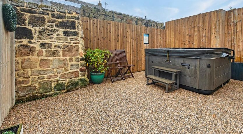 Photo of 3 Bed in Amble