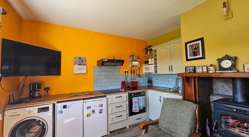 Photo of 3 Bed in Farranfore