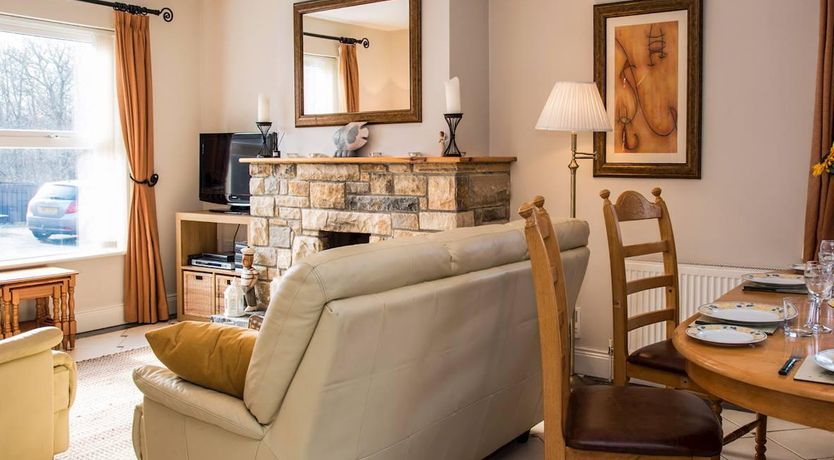 Photo of 4 Bed in Portnoo