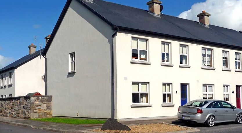 Photo of 4 Bed in Westport