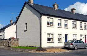 Photo of 4-bed-in-westport-1