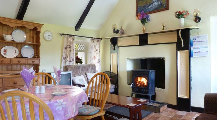 Photo of 2 Bed in Westport Quay