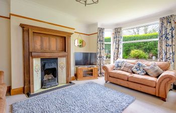 Sea Bank Holiday Home