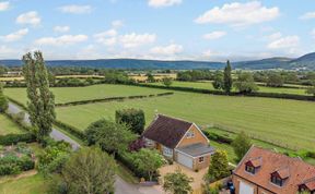 Photo of 4 Bed in Middlesbrough