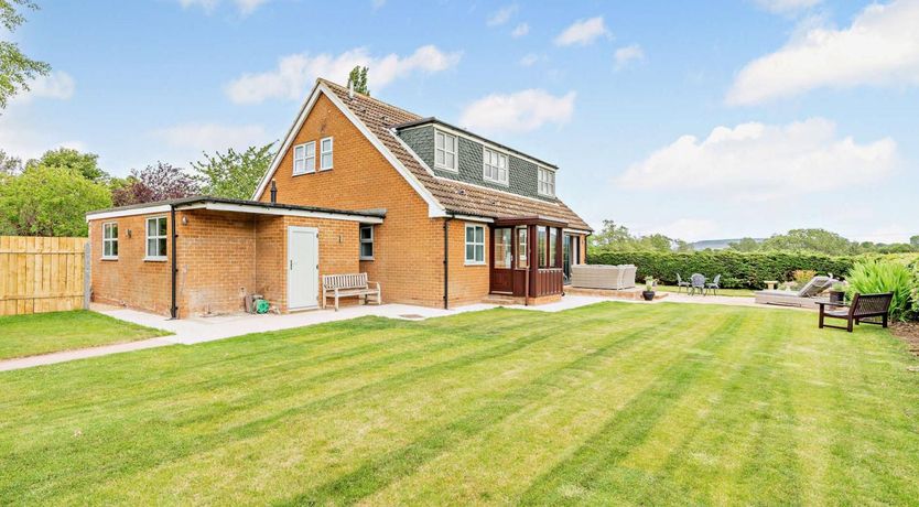 Photo of 4 Bed in Middlesbrough