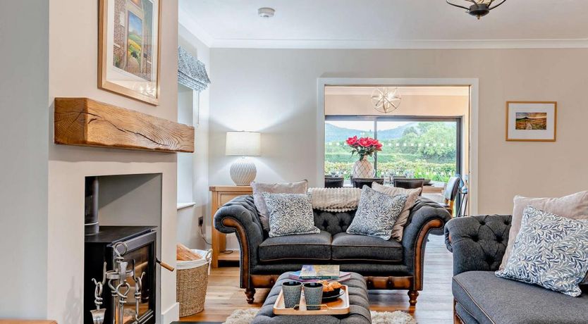 Photo of 4 Bed in Great Broughton