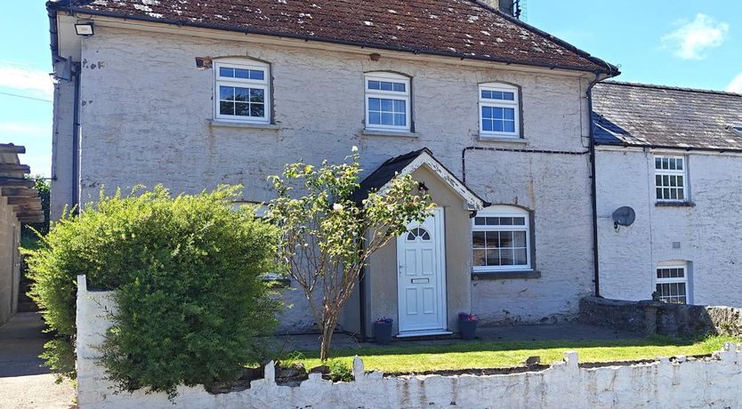 Photo of 3 Bed in Penoyre