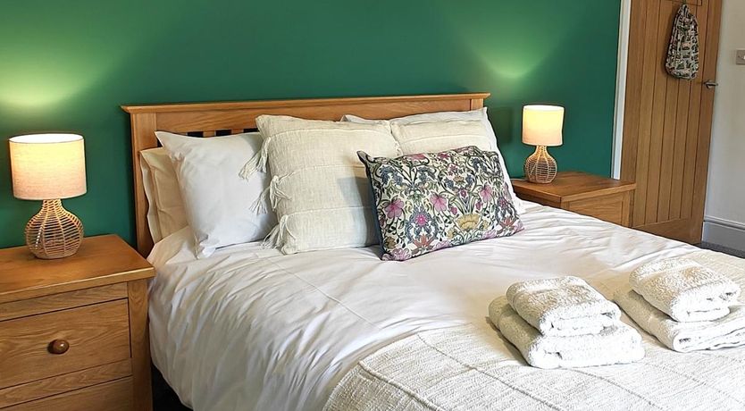 Photo of 3 Bed in Penoyre