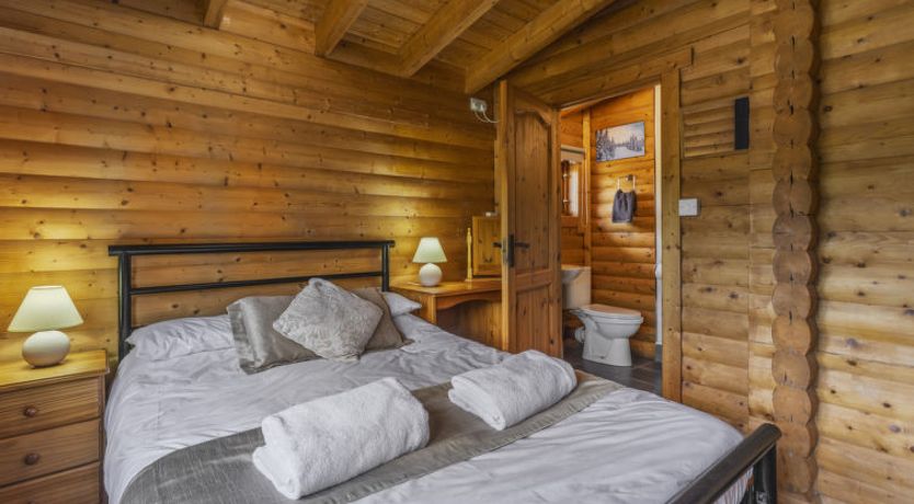 Photo of Cragdhu Log Cabin