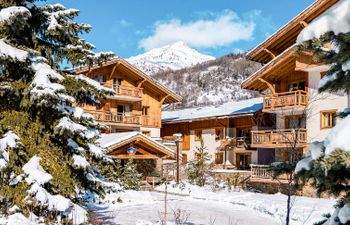 Le Hameau du Rocher Blanc Apartment 3 Holiday Home