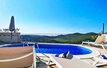 Prusina Holiday Home