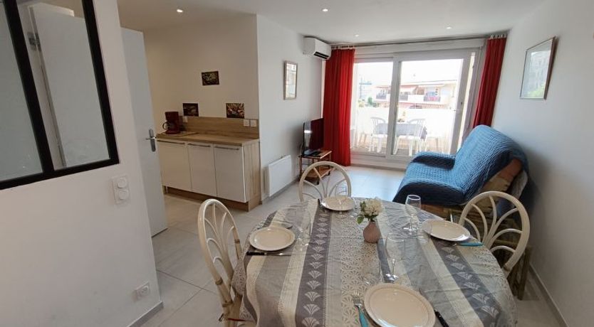 Photo of Le Vieux Port Apartment 2