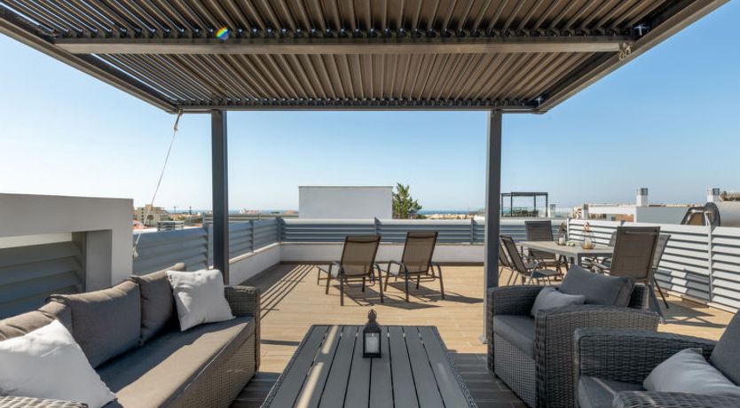 Photo of Linda Villa 3