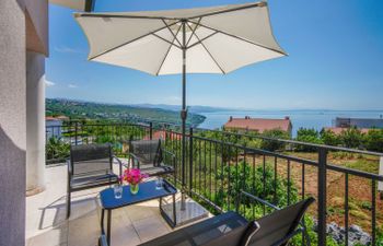 Duema Holiday Home