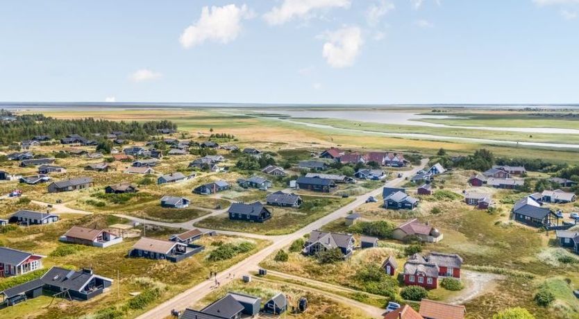 Photo of "Effie" - 500m from the sea