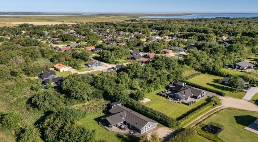 Photo of "Findus" - 1.2km to the fjord