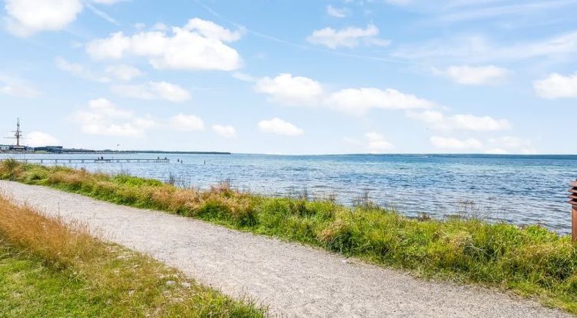 Photo of "Arian" - 25m from the sea