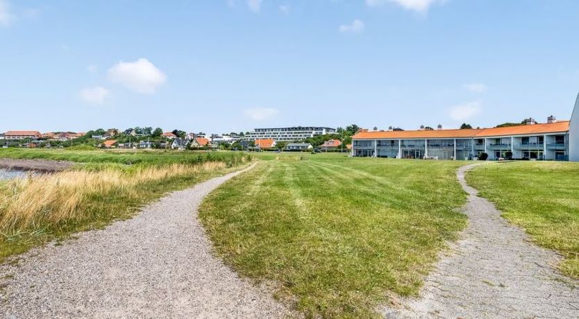 Photo of "Arian" - 25m from the sea