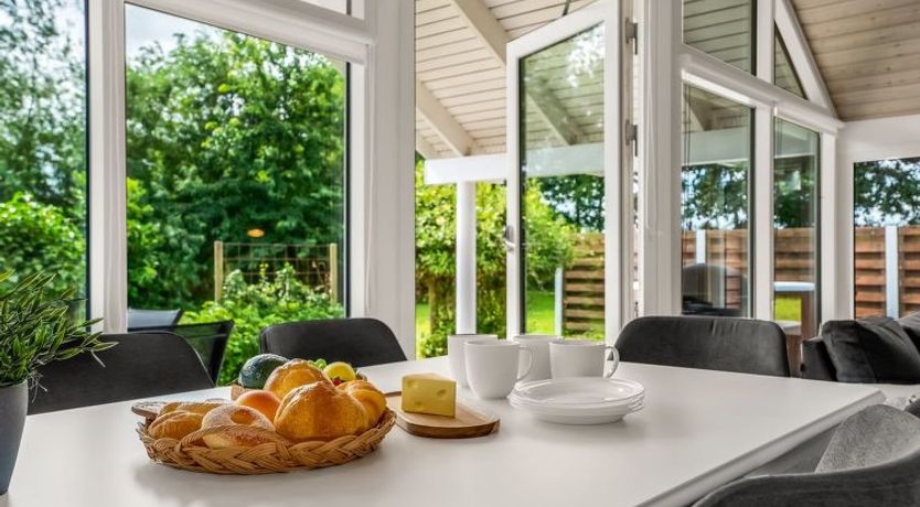 Photo of "Mika" - 800m from the sea