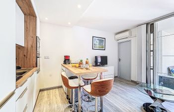 Le Babylone Apartment 3 Holiday Home