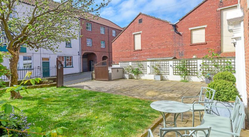 Photo of Harold Villa