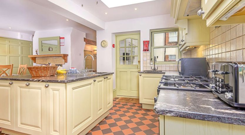 Photo of Harold Villa