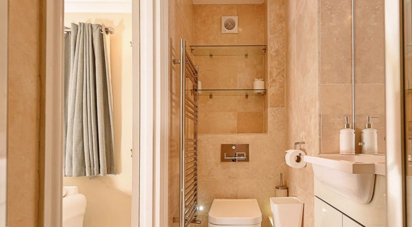 Photo of Harold Villa